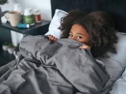 medo de dormir sozinha